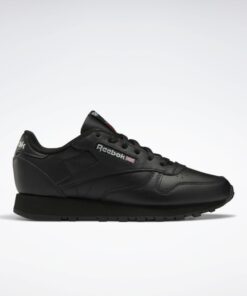 Reebok Unisex' Classic Leather Shoes- حذاء ريبوك كلاسيك ليذر للجنسين لون أسود