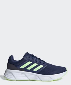 حذاء اديداس جلاكسي 6 للرجال لون أزرق ونعل أبيض-adidas Mens' Galaxy 6 Shoes - Blue
