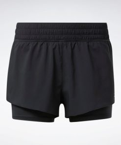 شورت ريبوك راننيغ 2 في 1 للنساء لون أسود - Reebok Women's Running Two-In-One Shorts - Black