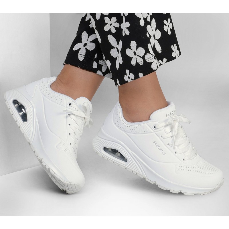 حذاء سكيتشرز أونو – ستاند اون اير للنساء لون ابيض- Skechers Women's Uno - Stand on Air Shoes
