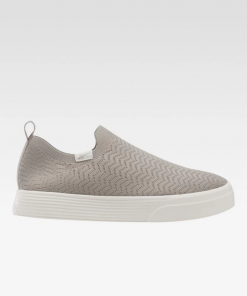 حذاء ريبوك أون لوكس سليب أون للنساء لون بيج ونعل أبيض- Reebok Women' Onlux Slip-On Walking Shoes